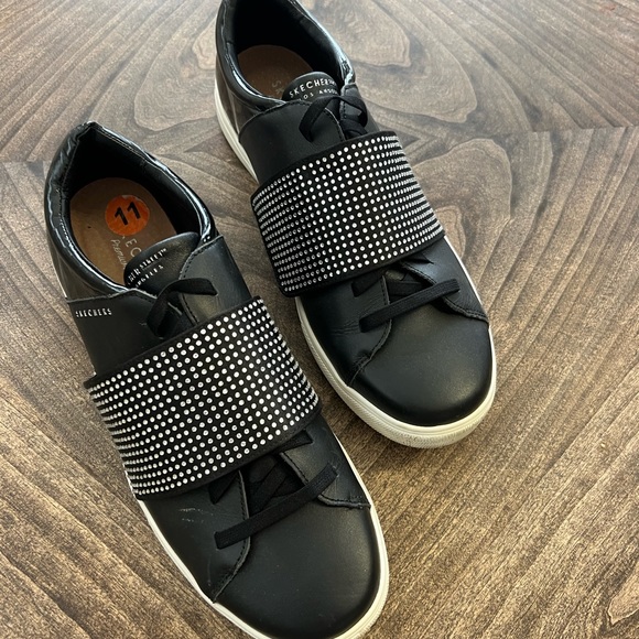 Black and Crystal Sketchers - Picture 3 of 4